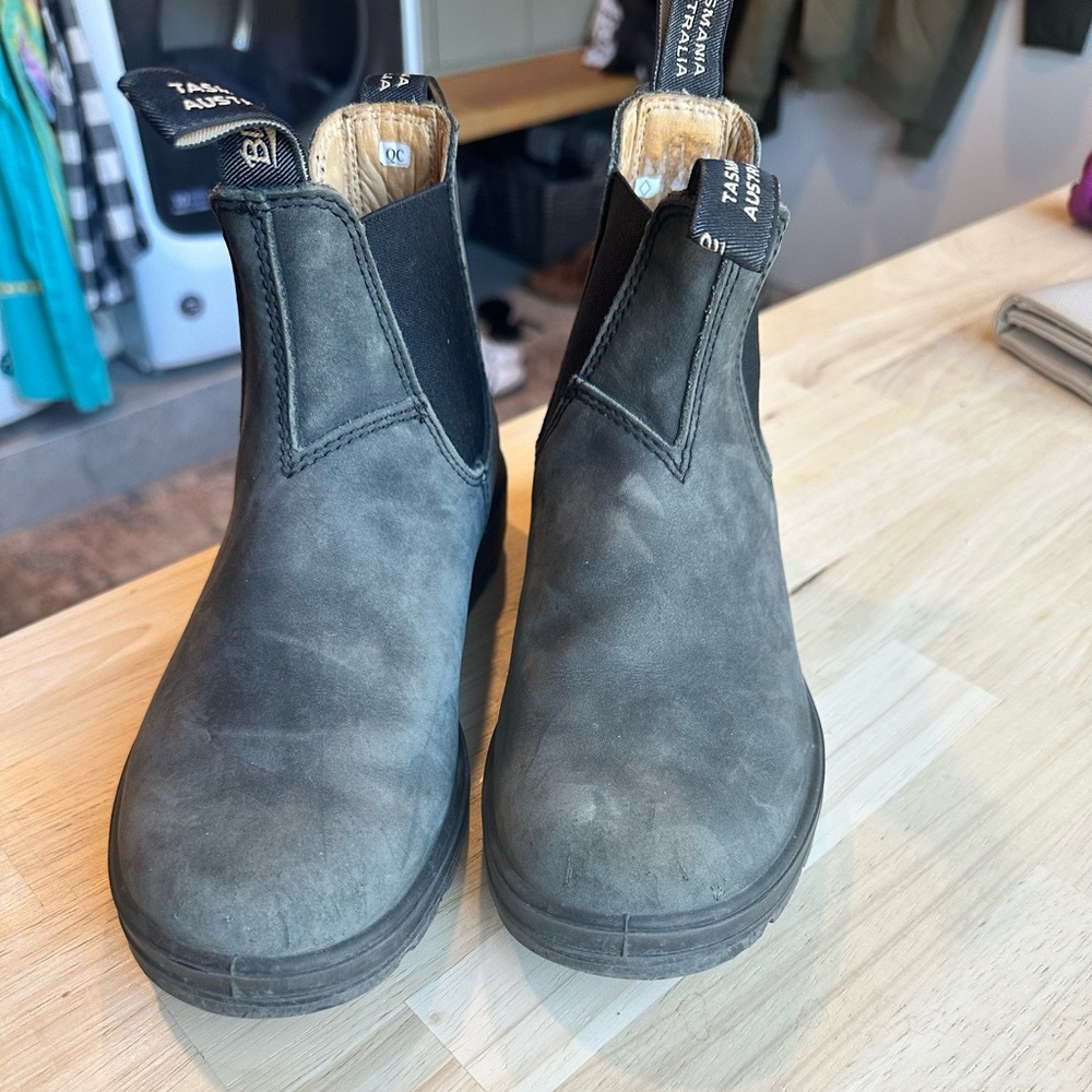 Blundstone women’s US 7.5